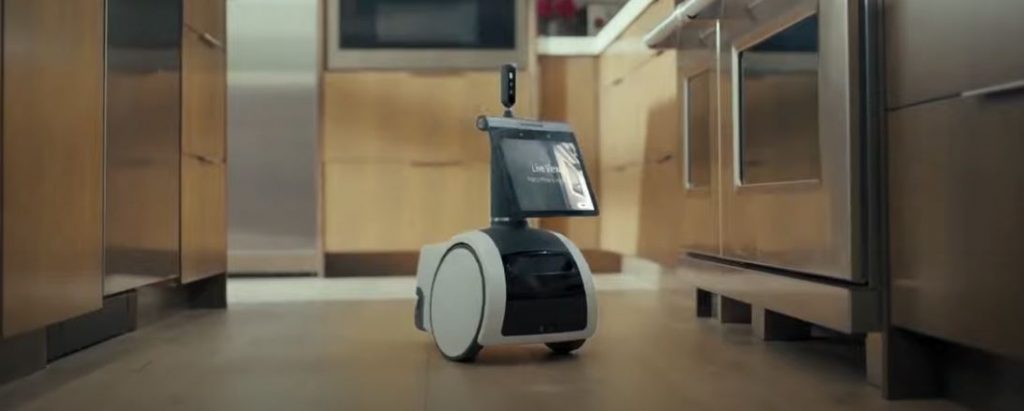 Amazon va a comercializar un robot para que cuide su casa Amazon va a comercializar un robot que puede patrullar casas, un aparato de ciencia ficción hecho realidad según el gigante tecnológico, pero una herramienta de vigilancia potencialmente preocupante para sus críticos.
