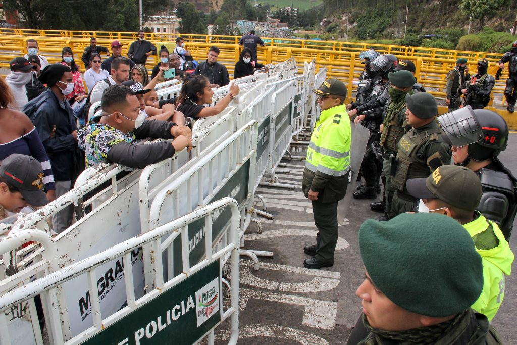El primero de diciembre la frontera con Ecuador se va a volver a abrir Durante la reunión del presidente de la República, Iván Duque Márquez, y su homólogo de Ecuador, Guillermo Lasso, se tomó la decisión de reabrir la frontera terrestre entre ambos países el próximo primero de diciembre.