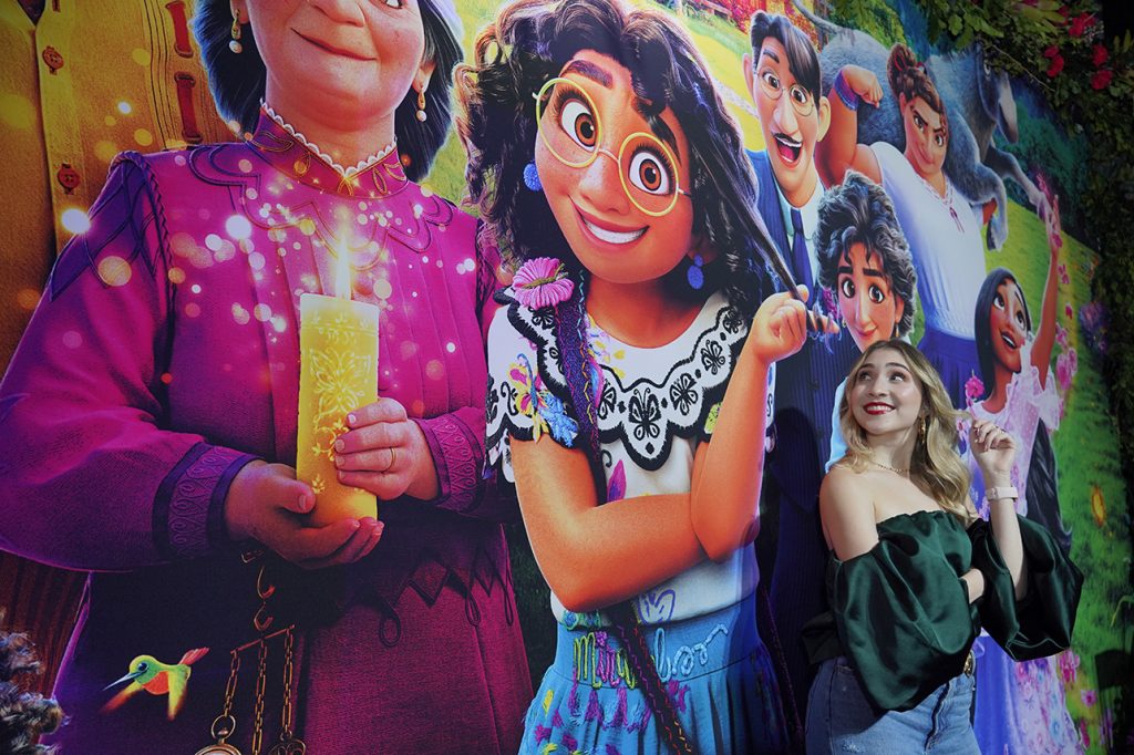 Le contamos quiénes le dan vida a los personajes con sus voces Disney empezó su campaña global de promoción de su película animada número 60, ‘Encanto’ una historia inspirada y en homenaje a la cultura colombiana.