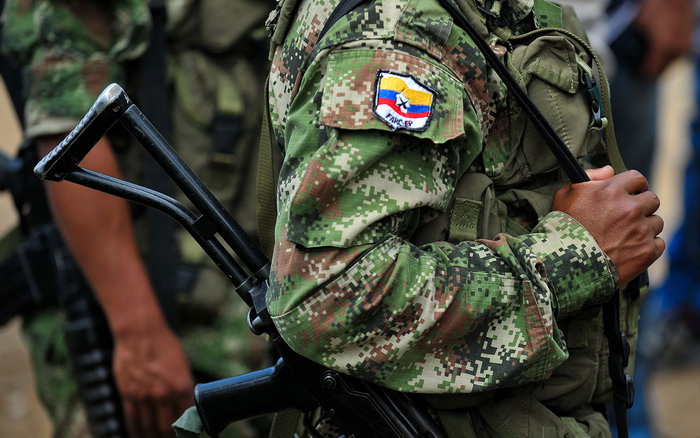 Las Farc salen de grupos terroristas, pero quedan las disidencias Estados Unidos anunció este martes que retira a los exrebeldes de las Fuerzas Armadas Revolucionarias de Colombia (Farc) de su lista de organizaciones terroristas. 