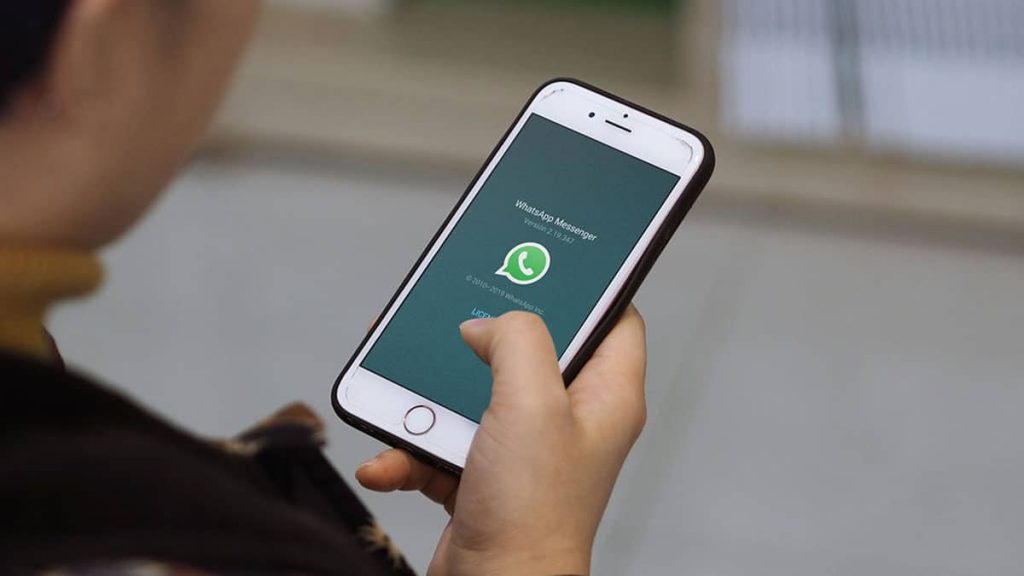 WhatsApp se prepara con novedades para el próximo año WhatsApp es una de las aplicaciones de mensajería instantánea más utilizadas actualmente y es por ello que las novedades con la que busca mejorar la experiencia de sus usuarios siempre serán bien recibidas. Para el próximo año ya se han anunciado algunas de ellas, y aquí le contamos.
