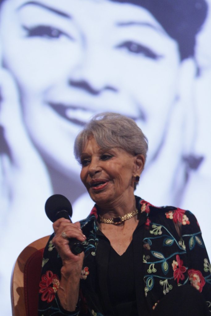 A sus 81 años murió la recordada actriz Raquel Ércole En Bogotá, en la madrugada de este lunes, falleció la reconocida actriz colombiana Raquel Ércole, quien actuó en varias producciones en los años 80, 90 y parte de este siglo, fue la esposa del fallecido Lizardo Díaz, integrante de 'Los Tolimenses'.