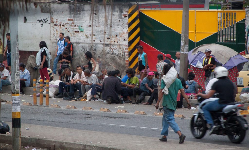 Son 34.901 los habitantes de calle que se registran en Colombia Colombia registra un total de 34.091 personas habitantes de calle, según el censo 'Habitantes de la Calle 2017-2021' del Departamento Administrativo Nacional de Estadística (Dane) revelado este jueves.