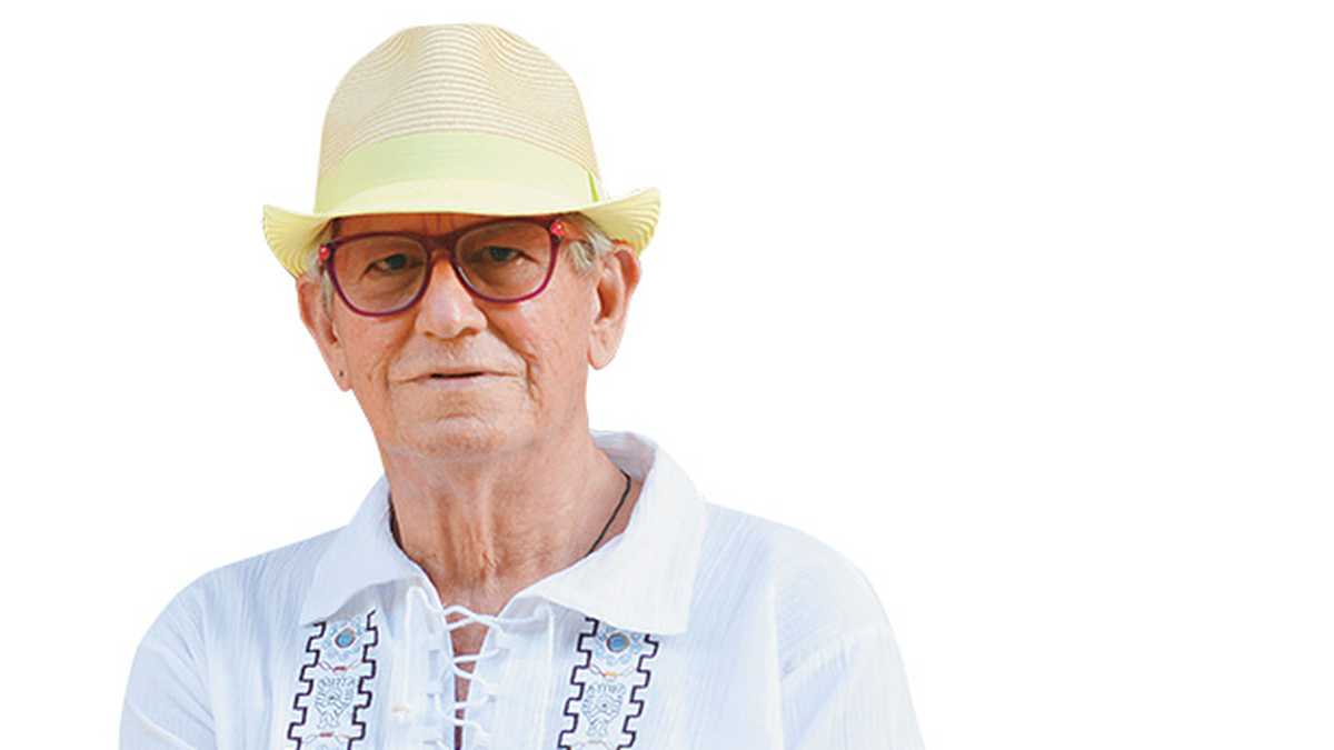 Falleció el recordado periodista de deportes Andrés Salcedo A los 81 años falleció el reconocido periodista Andrés Salcedo. Fue un gran narrador de fútbol que hizo carrera en Alemania y le imprimió calidad y estilo al periodismo deportivo colombiano. Fue, además, un destacado escritor.