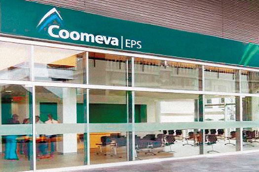 Desde hoy 14 EPS asumen la atención de los usuarios de Coomeva Debido a la liquidación de la EPS Coomeva, desde hoy sus 1,2 millones de afiliados recibirán atención medica en las EPS asignadas por el Ministerio de Salud.