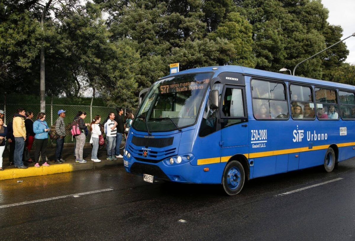 Pille las nuevas rutas que se habilitaron en el Sitp La empresa de TransMilenio anunció la llegada de nuevas rutas que hacen parte del componente zonal del SITP en Bogotá para facilitar la movilidad en la ciudad.