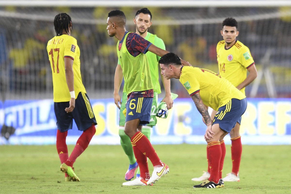 La estrategia de Rueda para el partidazo ante Argentina A la Selección Colombia le ha costado superar lo que fue la derrota del viernes ante Perú en Barranquilla, pero sobre todo los silbidos de una afición que en anteriores partidos apoyó al equipo.