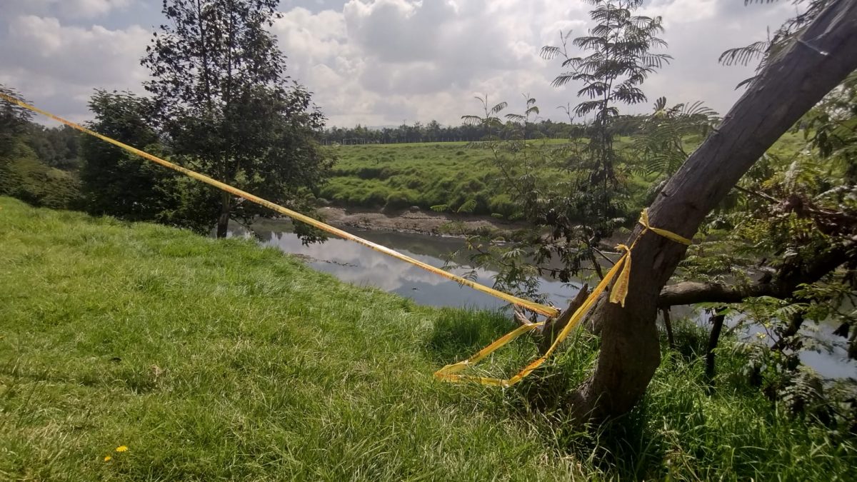 El cadáver de un hombre apareció flotando en el río Arzobispo Vea también: Misteriosa muerte a puñal y hallazgo de cadáver en la Autopista Sur
