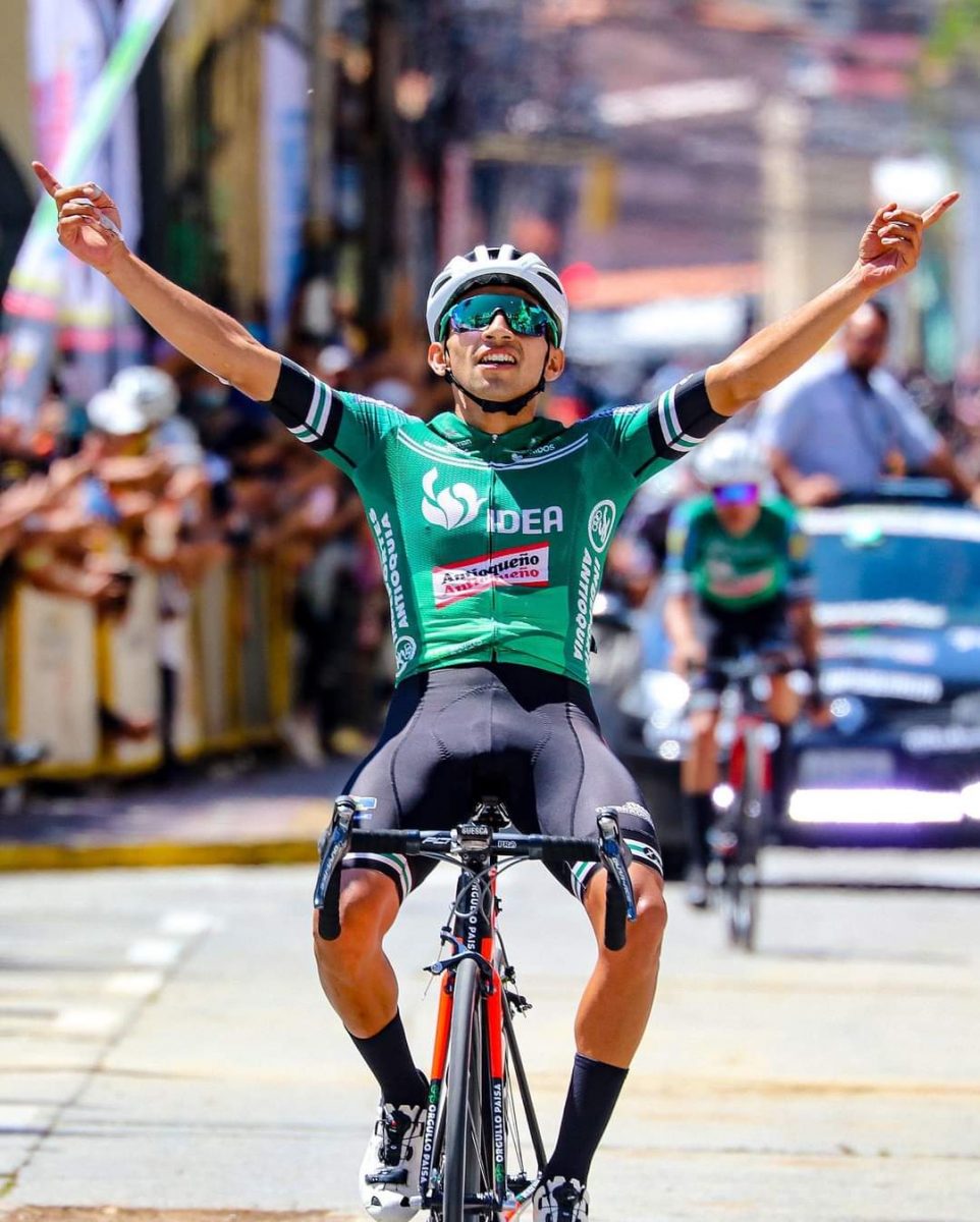 Colombiano Suesca ganó hoy la cuarta etapa de la Vuelta al Táchira Ciclistas colombianos fueron protagonistas este miércoles en la Vuelta al Táchira 2022: Marco Tulio Suesca ganó la cuarta etapa y Juan Alcides Espinel tomó el liderato de la clasificación general.