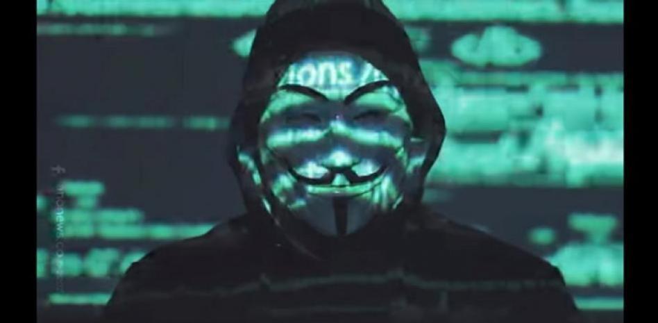 Anonymous le declara la ‘ciberguerra’ a Rusia y a Putin por Ucrania "El grupo Anonymous está en estado de ciberguerra contra el Gobierno ruso", afirmaron los hackers en su cuenta de Twitter, en un mensaje que acompañaron de un vídeo y la etiqueta #Ukraine.