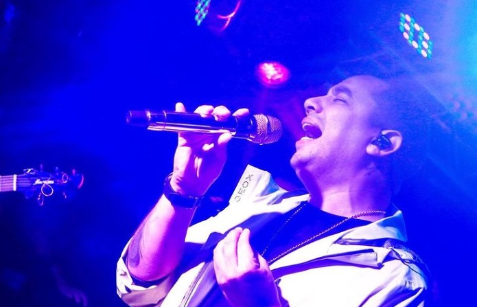 Felipe Peláez lanza su nuevo sencillo El cantante y compositor de vallenato Felipe Peláez presenta su más reciente trabajo: 'Que nunca sepa', un tema que le apuesta a un sonido pop, con un ritmo más urbano, y demostrando una faceta diferente en esta nueva producción musical.