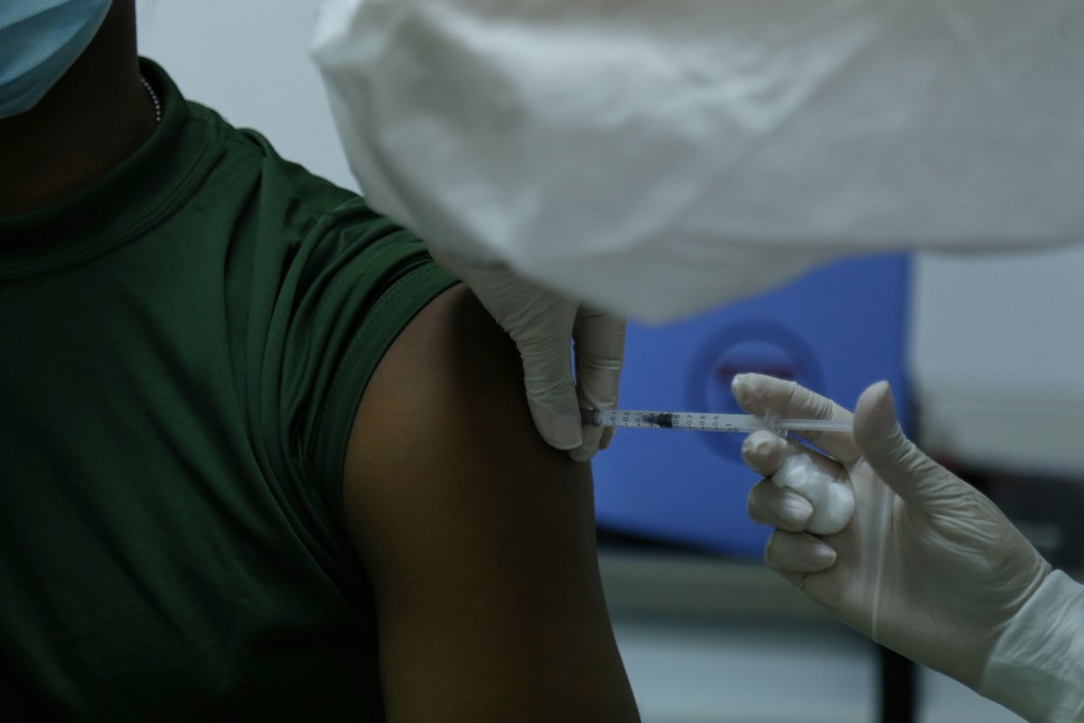 En Colombia más de 8 millones de personas ya tienen dosis de refuerzo El último informe del Plan Nacional de Vacunación señala que en el país se han aplicado 76.367.277 dosis contra el COVID-19, de las cuales 174.014 fueron administradas el lunes 21 de febrero.
