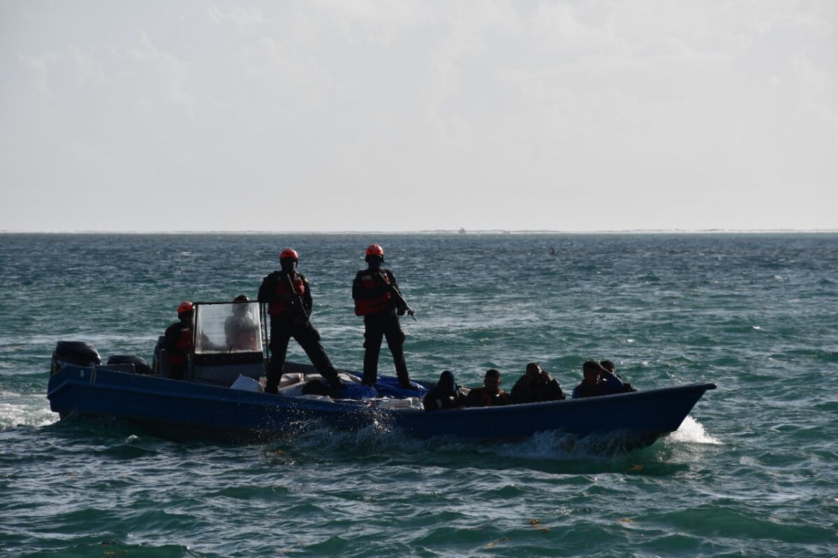 Incautan 3,4 toneladas de cocaína en inmediaciones a San Andrés La Armada en una operación conjunta, incautó cerca de 3,4 toneladas de clorhidrato de cocaína, que eran transportadas en una embarcación tipo "Go Fast", en inmediaciones a la isla de San Andrés.