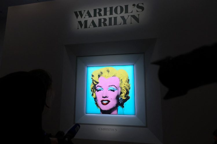 Retrato de Marilyn Monroe será la obra más cara del siglo La casa de subastas Christie’s tiene contemplado vender en mayo próximo, en Nueva York (EE. UU.), un retrato de la actriz y cantante gringa Marilyn Monroe, creado por el artista norteamericano Andy Warhol en 1964.