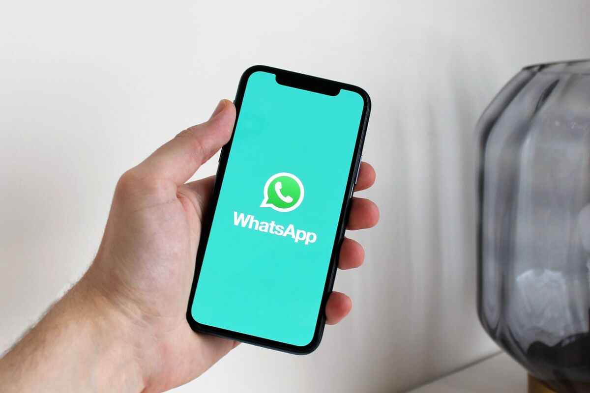 Los celulares en los que dejará de funcionar WhatsApp desde el 30 de abril WhatsApp es una de las aplicaciones de mensajería más importante de estos tiempos y dejará de funcionar en algunos teléfonos móviles desde el 30 de abril.