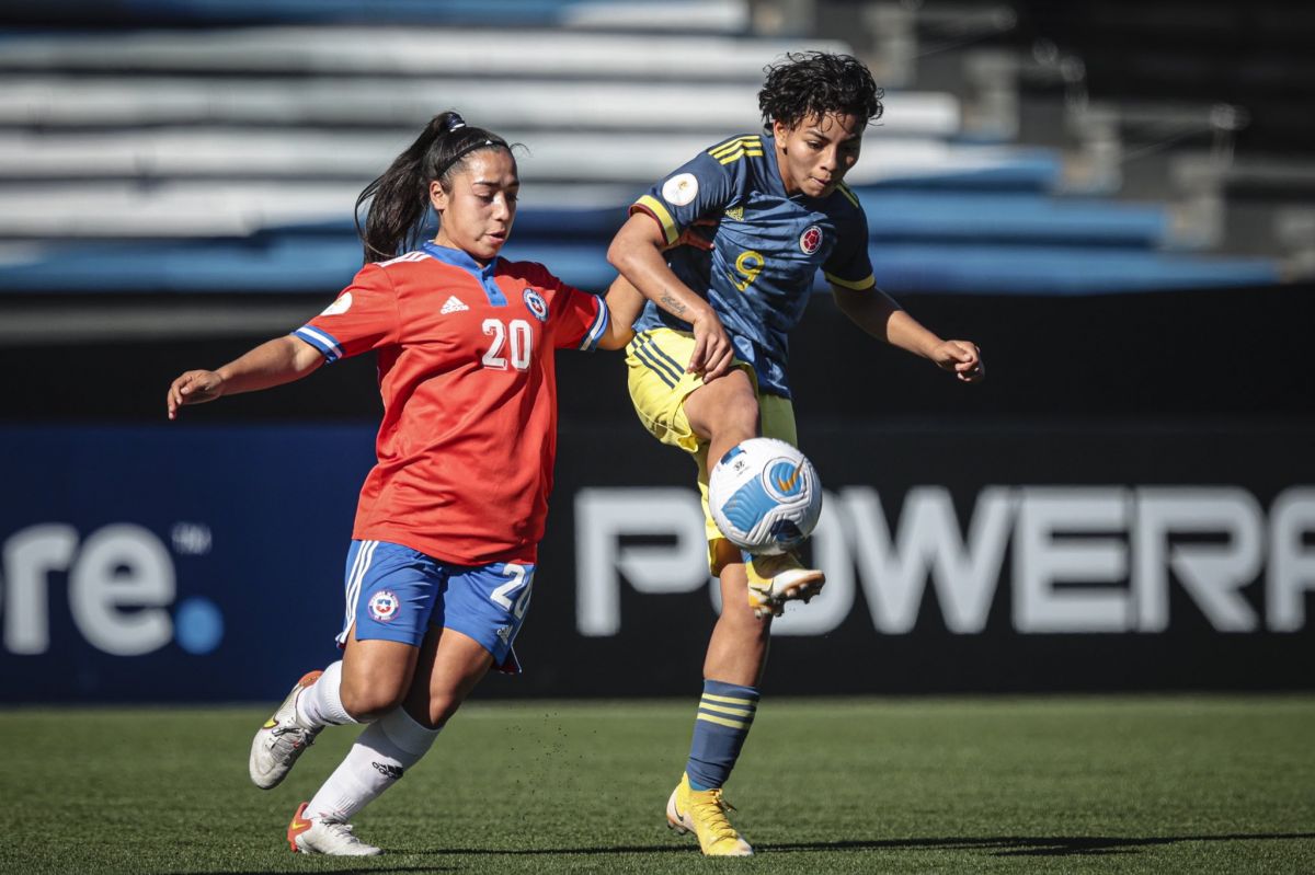 ¡La Selección Colombia clasificó al Mundial femenino Sub-17! ¡Qué muchachas tan talentosas! La Selección Colombia acaba de conseguir este miércoles la clasificación al Mundial Femenino Sub-17 que se disputará en la India, tras golear hoy a Chile en la segunda jornada del cuadrangular final que se disputa en Uruguay.