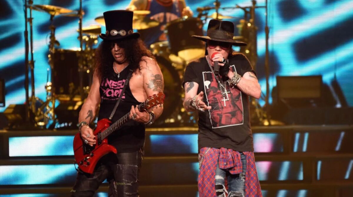 Se confirma segunda fecha de concierto de los Guns N’ Roses en Bogotá Si usted es un amante del rock y no alcanzó a comprar una boleta para ver a los Guns N’ Roses en Bogotá, tras una publicación que hizo la banda a través de redes sociales, se confirmó una segunda fecha del concierto para ver a estas estrellas en el estadio Nemesio Camacho El Campín.