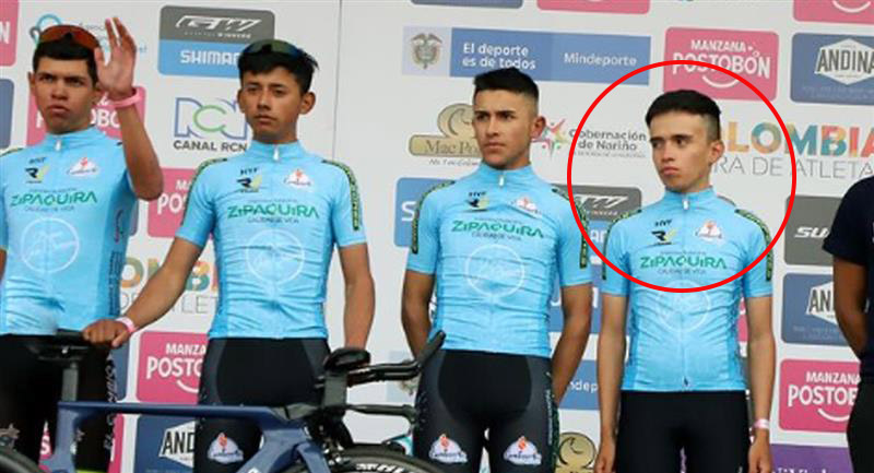 Fallece el ciclista Andrés Arévalo en la Vuelta a la Juventud En horas de la noche del pasado jueves se confirmó el fallecimiento del joven ciclista Andrés Arévalo, luego de sufrir una fuerte caída mientras disputaba la edición 55  de Vuelta a la Juventud en Colombia.