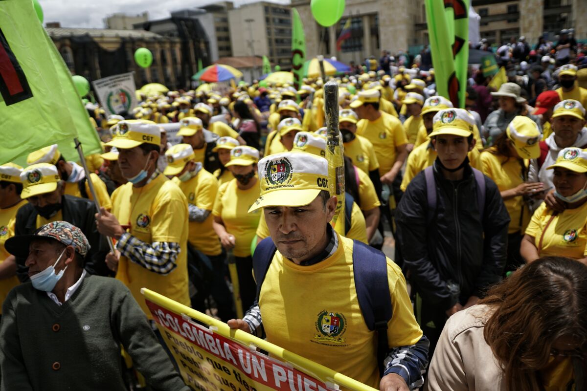 Sin contratiempos, así avanzan las marchas por el Día del Trabajo 46 marchas, 35 concentraciones y 17 movilizaciones se han desarrollado en el país en el marco del Día del Trabajo, sin ninguna alteración al orden público.