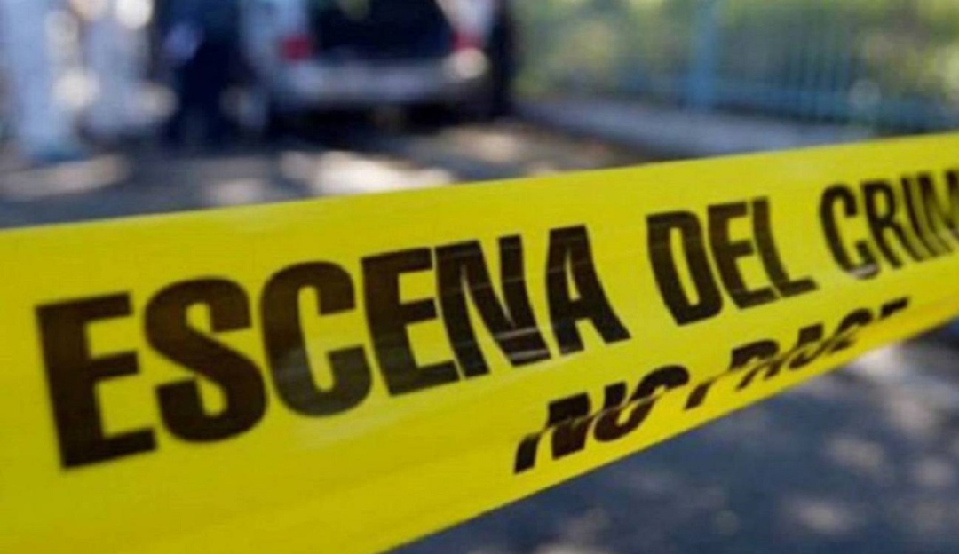Desalmada mujer mató a puñaladas a su hija de 6 años Una mujer muy alarmada se comunicó este miércoles 18 de mayo con la Policía para informar que había asesinado a su pequeña hija de 6 años. El atroz crimen se registró en la provincia de Córdoba, Argentina.
