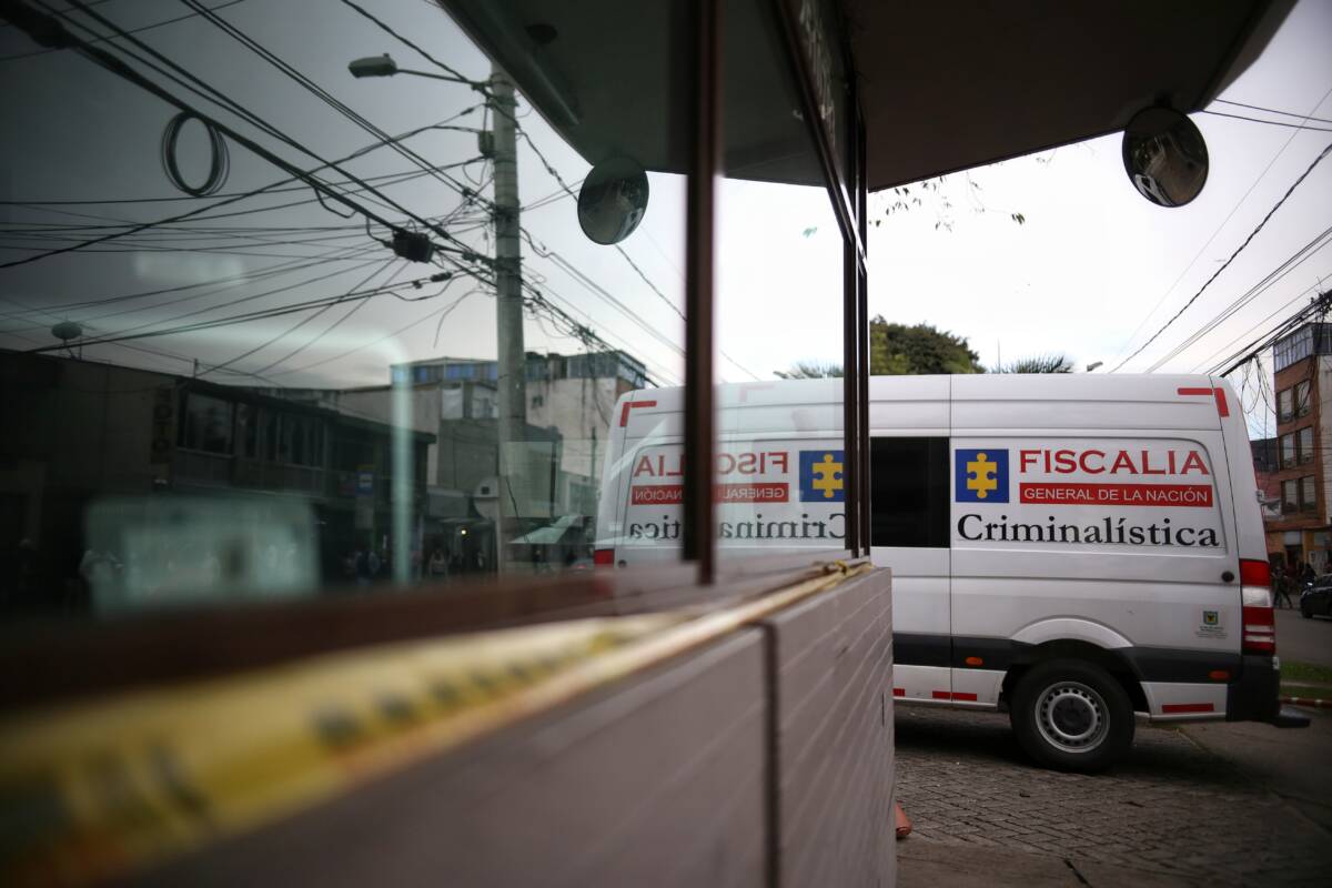Durante el fin de semana se registraron 11 homicidios en Bogotá En la mañana de este lunes la Policía Metropolitana de Bogotá informó que durante este fin de semana que se celebraba el día de las madres, en la ciudad se registraron un total de 11 homicidios.