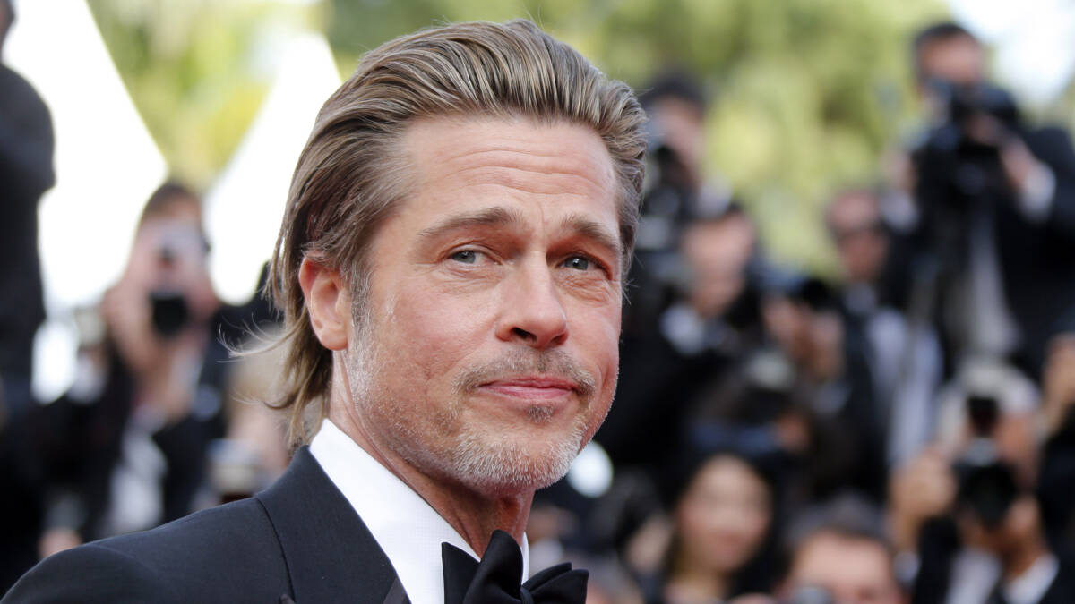 Brad Pitt confirmó que se retirará de la actuación  El famoso actor Brad Pitt, en una entrevista para la revista para hombres GQ, en Estados Unidos, confesó que siente que su tiempo en Hollywood ha terminado y que poco a poco se acerca su retiro de la industria del cine.