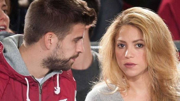 Aseguran que Piqué no sabía del comunicado de Shakira Después de que la cantante colombiana Shakira confirmara que se está separando del padre de sus hijos Gerard Piqué, la redes sociales se han llenado no solo de memes sino también de especulaciones.