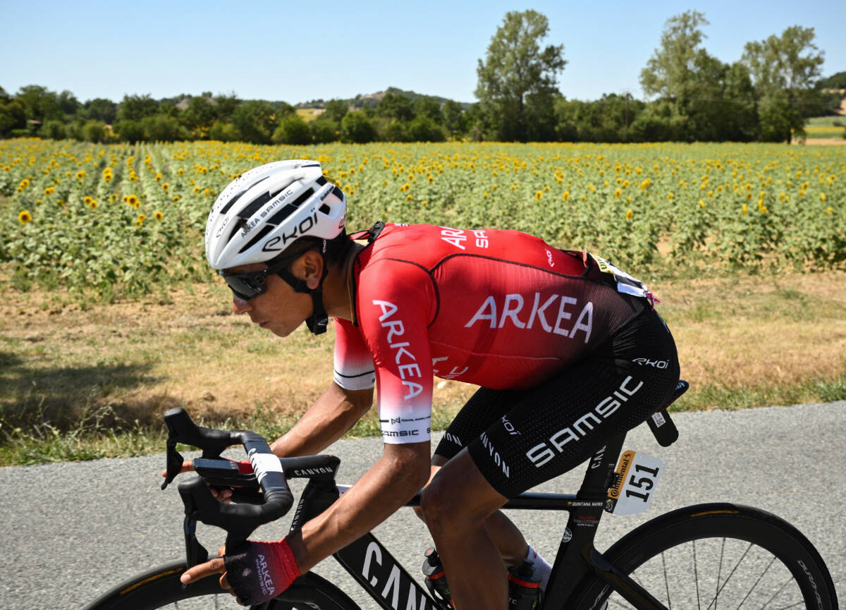 Nairo Quintana descalificado del Tour de Francia por uso de tramadol El colombiano Nairo Quintana (Arkea-Samsic) "fue descalificado del Tour de Francia 2022", en el que terminó en sexto lugar, por una infracción médica, anunció este miércoles la Unión Ciclista Internacional (UCI).