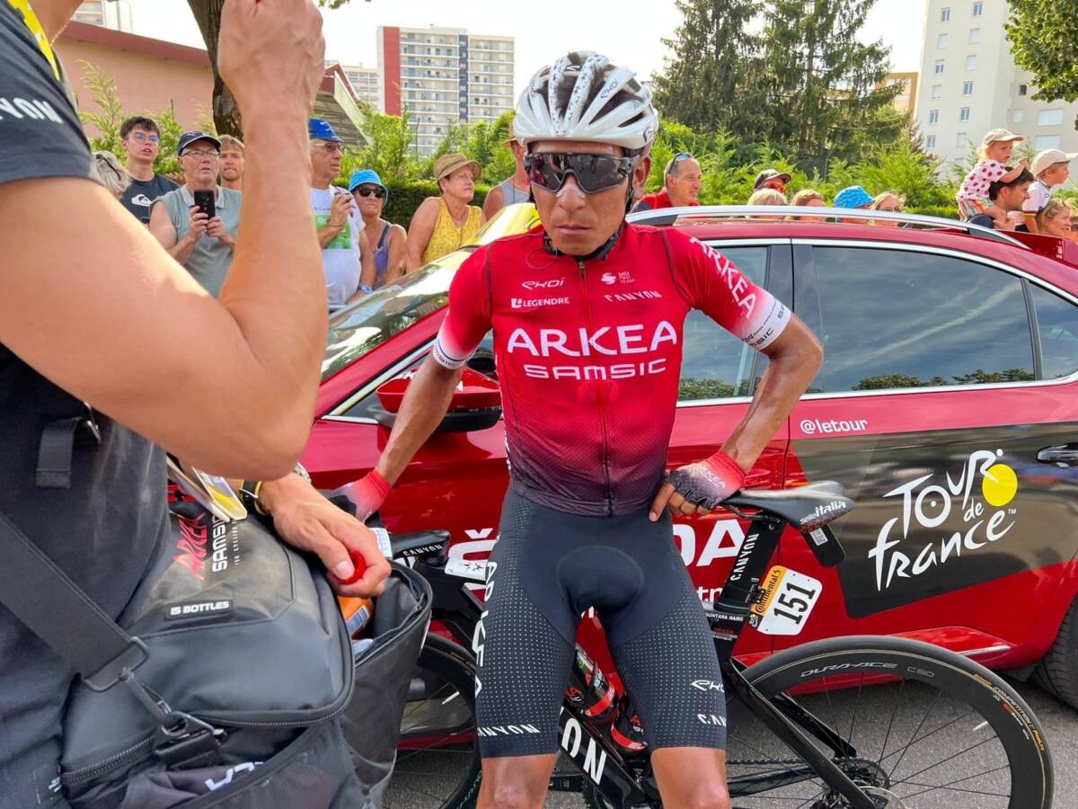 Tour de Francia: Nairo se mantiene sexto en la general En la 13ª etapa del Tour de Francia, que se llevó a cabo este viernes en Saint-Etienne, al término de un recorrido de 193 kilómetros disputado en medio de elevadas temperaturas, el pedalista colombiano Nairo Quintana quedó en el puesto 31, pero se mantiene en el puesto 6 de la clasificación general. 