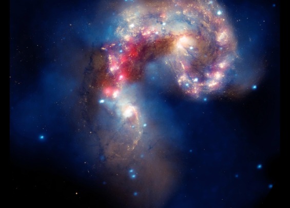 ¡Increíble! Así se ven las galaxias fotografiadas por la NASA La NASA dio a conocer los cinco primeros objetivos del telescopio Webb y asegura que ha captado imágenes sin precedentes de galaxias remotas, nebulosas brillantes y un lejano planeta de gas gigante.