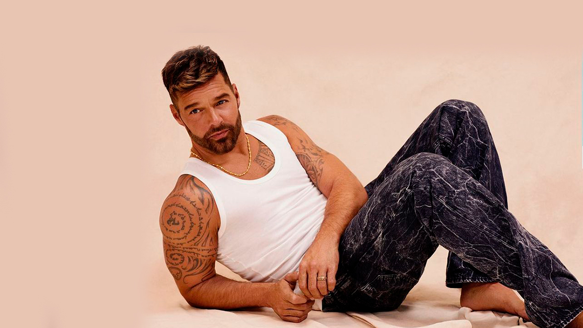 Sobrino de Ricky Martin retiró los cargos contra el cantante por acoso El sobrino de Ricky Martin retiró este jueves la orden de protección temporal que había solicitado contra la estrella puertorriqueña por un supuesto caso de acoso.
