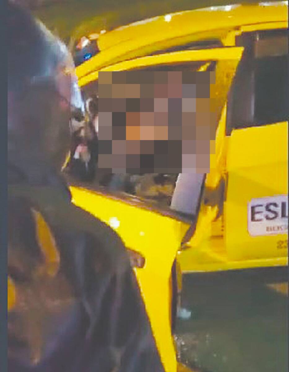 Asesinaron a un conductor de taxi dentro de su vehículo En horas de la noche del viernes, en el sector del barrio Quintas del Sur (Ciudad Bolívar), se presentó el homicidio de un conductor de taxi dentro de su vehículo. Las autoridades investigan el misterioso asesinato de este hombre, quien resultó con una lesión de arma de fuego en su cabeza.