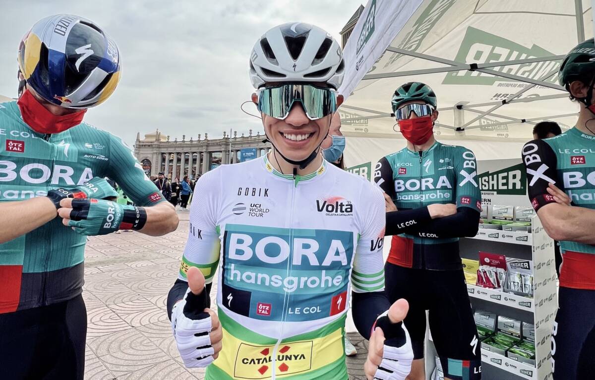 Higuita voló y ganó la tercera etapa del Tour de Polonia Qué gran temporada la de Sergio Higuita. El pedalista colombiano, figura del equipo Bora, no se cansa de sacar buenos resultados a nivel competitivo. Este lunes, por ejemplo, el corredor antioqueño se quedó con la victoria de la tercera etapa del Tour de Polonia.