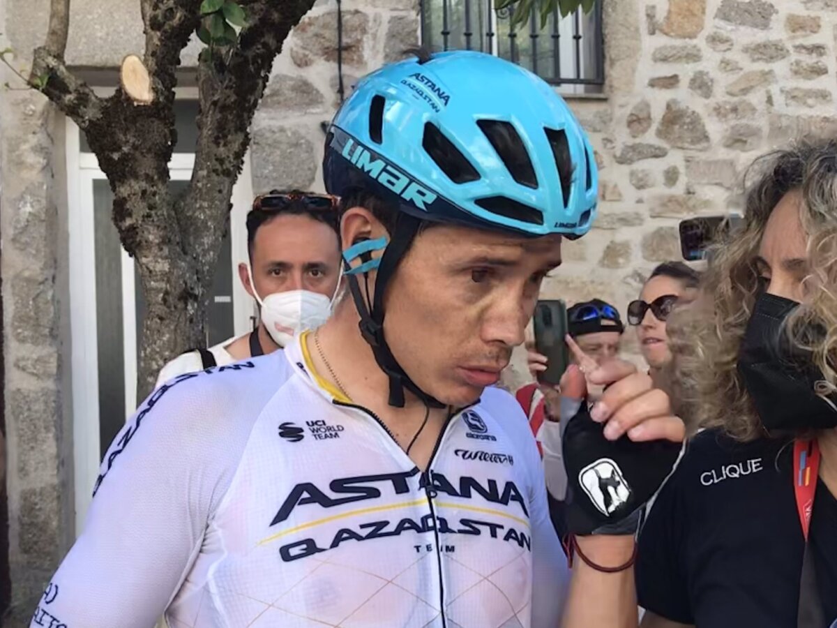 'Supermán' López, cada vez más cerca del podio en la Vuelta a España Miguel Ángel López está aprovechando las últimas jornadas de la Vuelta a España para subir puestos en la clasificación general. Este jueves, finalizada la etapa 18, el boyacense volvió a dar pelea en la alta montaña y quedó muy cerca del podio.
