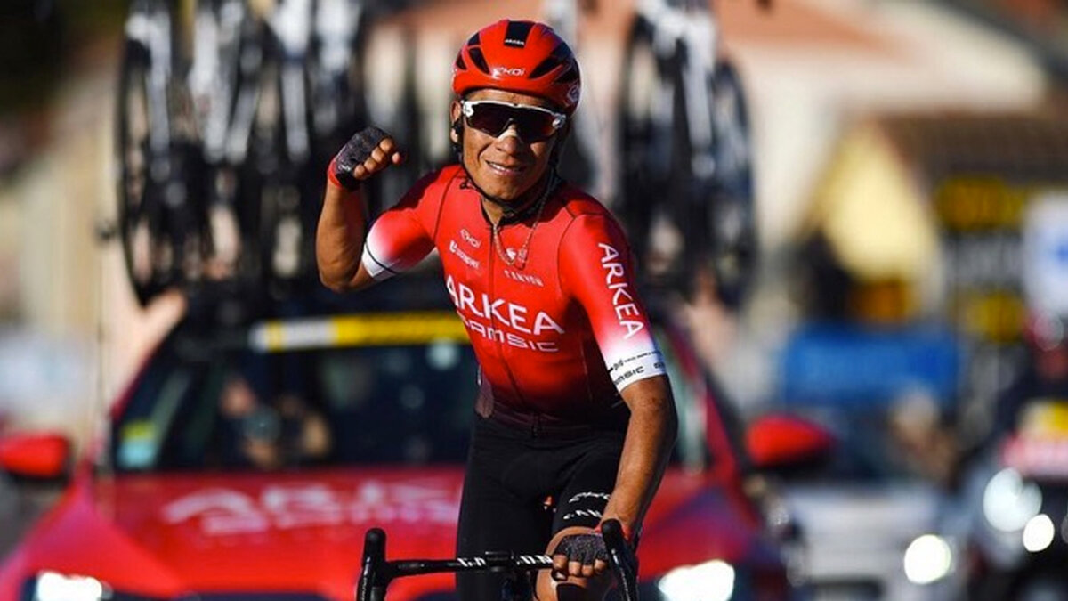 "Ya preparamos las bicicletas", Nairo sobre el Mundial El ciclista colombiano Nairo Quintana, ya inició su traslado rumbo a Australia, donde correrá el Mundial de Ciclismo de Ruta en Wollongong, el próximo 17 de septiembre.