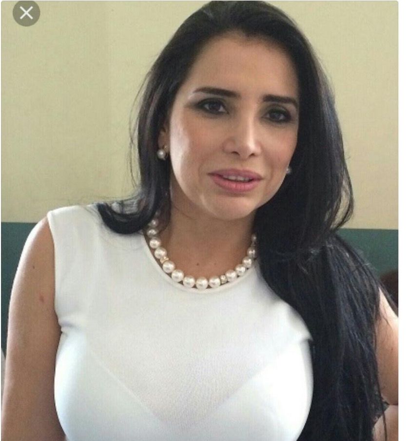 A responder: Gobierno reactivó solicitud de extradición de Aida Merlano El ministro de Justicia, Néstor Osuna, confirmó que el actual gobierno activo nuevamente el pedido de extradición de la exsenadora Aida Merlano, refugiada en Venezuela.