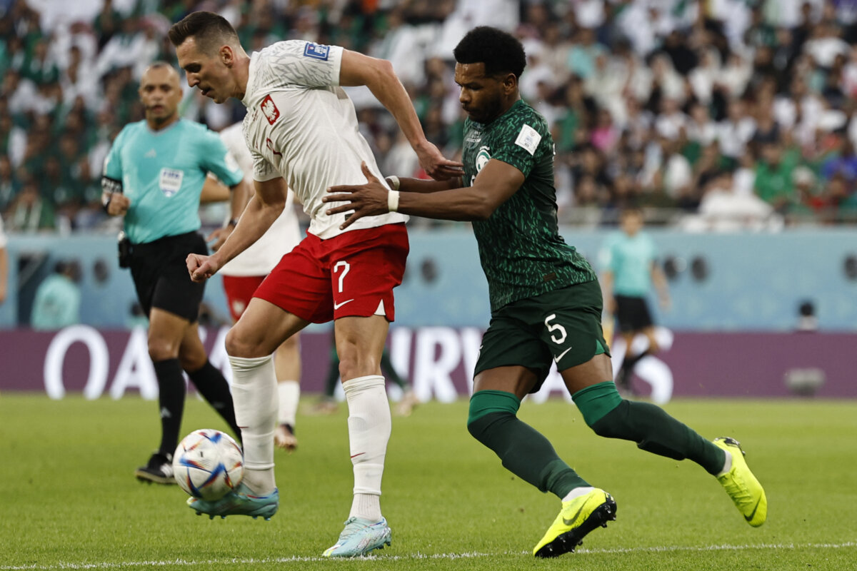 EN VIVO: Arabia Saudita cayó ante Polonia 2-0 Con el primer gol en un Mundial de Robert Lewandowski, Polonia derrotó el sábado 2-0 a Arabia Saudita y asaltó el liderato del Grupo C de Catar-2022.