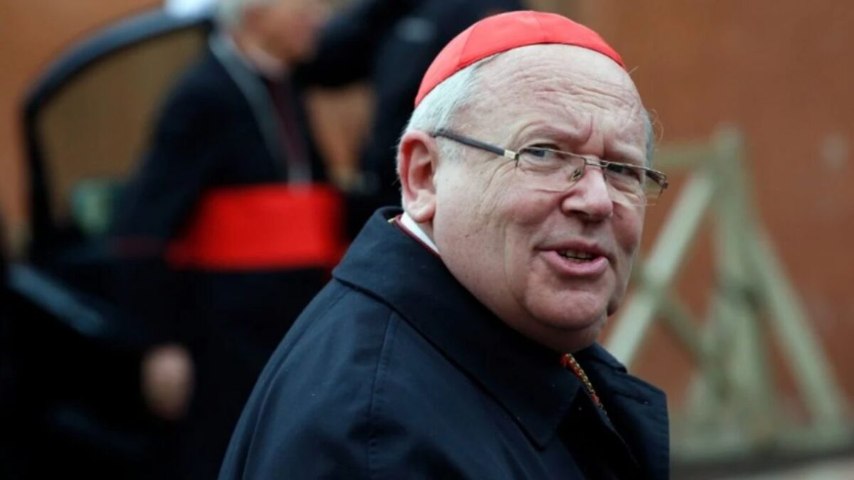 Cardenal confesó haber violado a una menor y será investigado La justicia francesa abrió una investigación a un cardenal que reconoció el lunes haber tenido un comportamiento "reprobable" con una menor de edad hace 35 años, indicó este martes la fiscalía de Marsella.