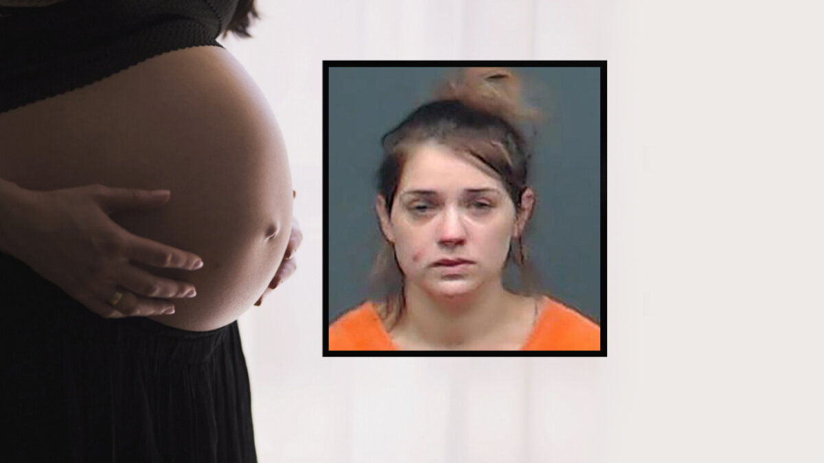 Mujer fue condenada a pena de muerte por asesinar a una embarazada para sacarle su bebé En el 2020 Tayler Parker, de 29 años, apuñaló más de 100 veces a una embarazada con la intención de sacarle el bebé.