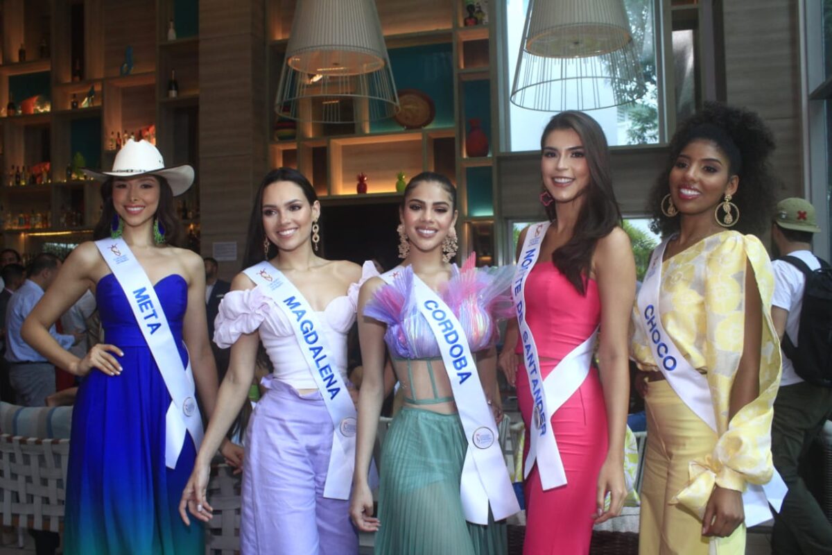 Estas son las hermosas candidatas del Concurso Nacional de Belleza Julio Castaño, reportero de El Universal Cartagena, asistió a un evento que se llevó a cabo la mañana de este viernes al interior del hotel Hilton, en el que estuvieron todas las candidatas a la corona y desfilaron.