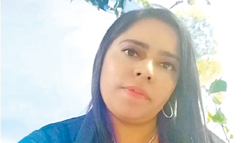 Angustiosa búsqueda de Diana La familia de Diana Carolina Rodríguez Vargas, de 36 años, se encuentra en tremenda zozobra tras su misteriosa desaparición, desde el pasado 13 de diciembre en el sur de la capital.