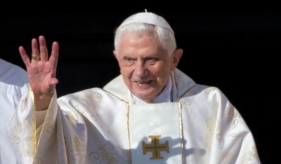 ¿Por qué Benedicto XVI renunció a ser papa? Este sábado 31 de diciembre se conoció el fallecimiento de Benedicto XVI a sus 95 años.