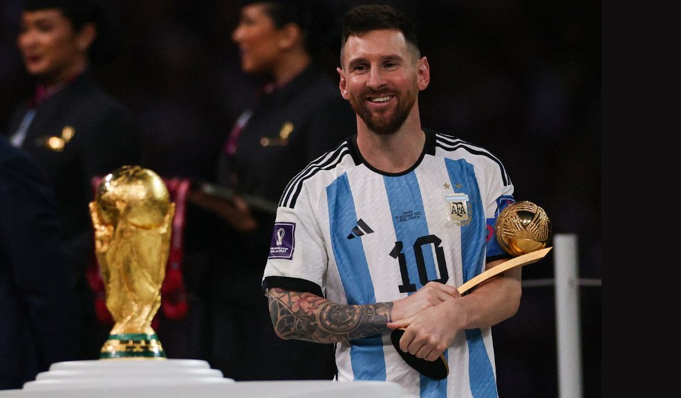 Messi jugará más partidos con la selección argentina “Quiero seguir viviendo unos partidos más siendo campeón del mundo”, dijo Messi luego de ganar el Mundial Qatar con la selección argentina.