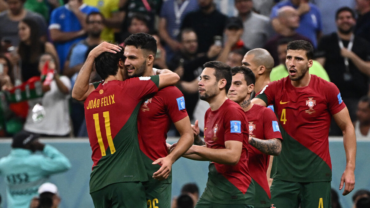 Paliza monumental de Portugal a Suiza en el Mundial Portugal logró meterse a cuartos de final con una tremenda goleada (6-1), dejando a Suiza sin Mundial.