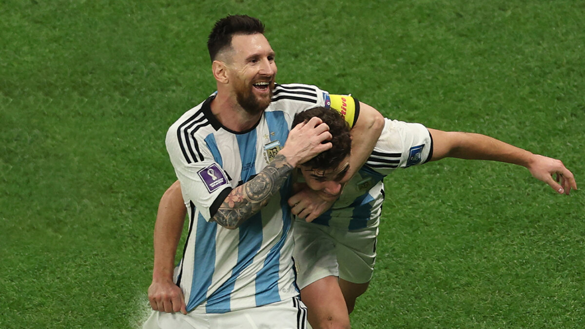 Argentina baila al son de Messi y Julián Álvarez Argentina se llevó la victoria ante Croacia con un tremendo 3-0 y son los primeros finalistas del Mundial de Catar.