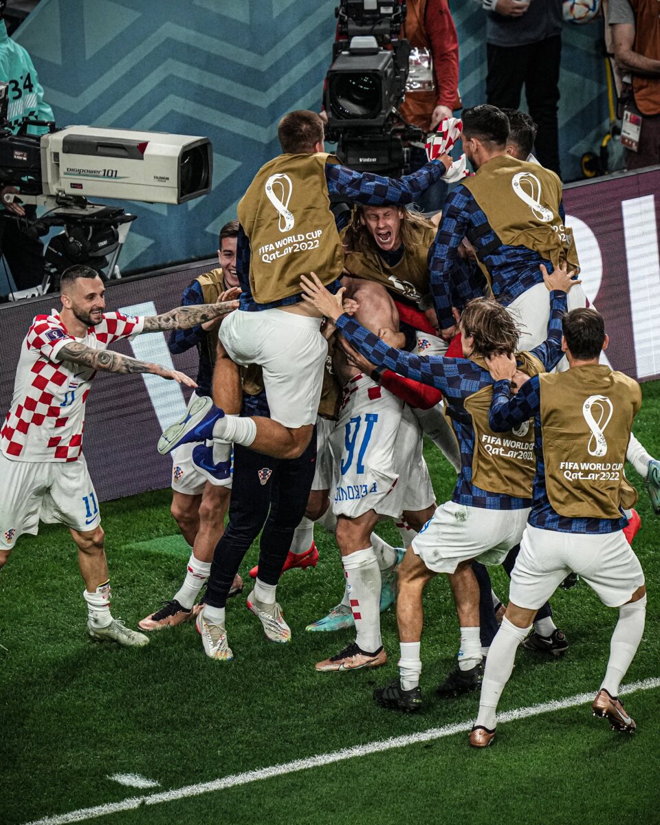 Tristeza en Brasil, Croacia la elimina en penales y avanza a semifinales 120 minutos y penales, fueron necesarios para conocer el primer semifinalista del Mundial de Catar y se da sorpresa, Croacia elimina Brasil en los penales.