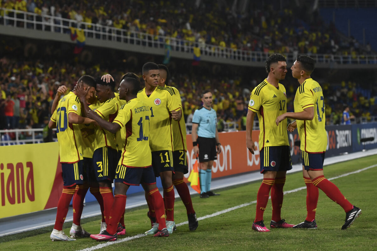 Colombia arrancó empatando en el Sudamericano Sub 20 La Selección Colombia salvó un empate en su debut en el Sudamericano Sub 20. Hoy, en el estadio Pascual Guerrero de Cali, el equipo nacional se tuvo que reponer a un gol en contra y logró igualar 1-1.