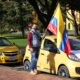 Taxistas no descartan idea de paro nacional por alza en la gasolina
