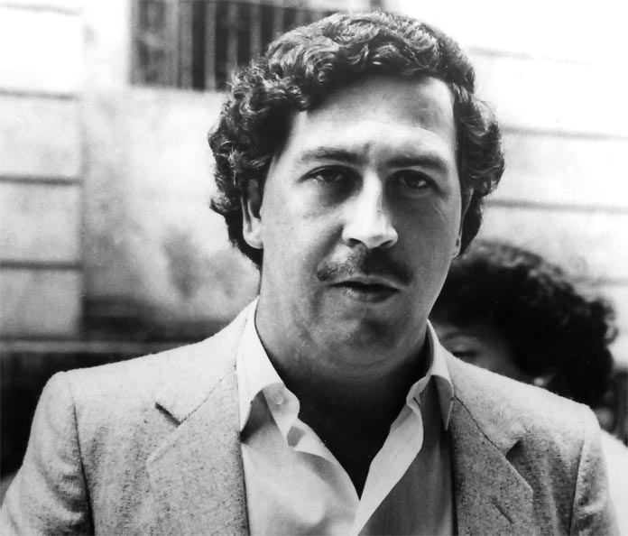 Pablo Escobar estaría enviando números de la suerte desde el más allá Pablo Escobar es un personaje de odios y amores. Muchos lo desprecian por la ola de violencia que protagonizó y otros lo defienden porque “ayudó mucho”. Y parece que lo sigue haciendo desde el más allá.