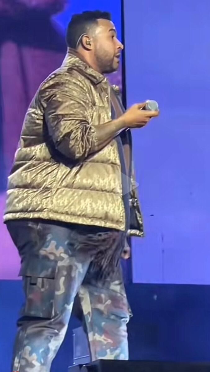 Don Omar 'un peso pesado', y no precisamente del reguetón El cantante de reguetón, Don Omar, fue captado en un video con una apariencia distinta, pues el artista tiene bastante kilos de más.